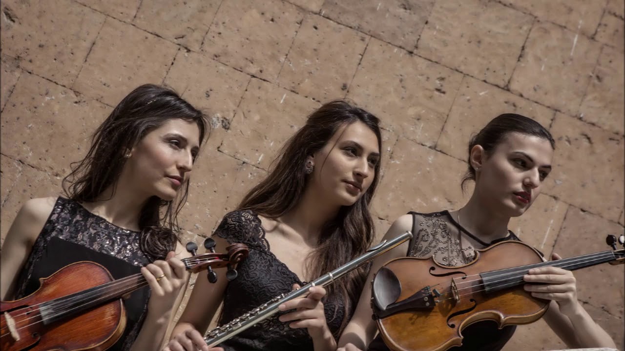 Le premier concert de l’ensemble Otri Trio en France