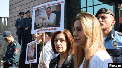 L’arrestation d’Arsen Babayan accroît la pression sur Hrayr Tovmasian