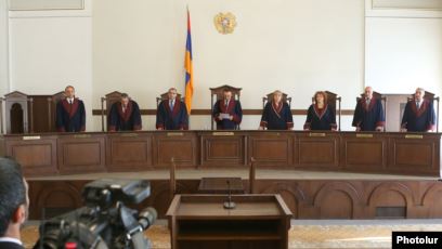 Les avocats de Tovmasian accusent les autorités d’exercer des « pressions illégales »