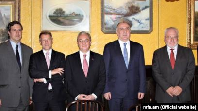 Les discussions arméno-azéries ne sont pas au point mort, d&rsquo;après Mnatsakanian