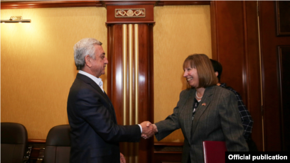 Serge Sarkissian rencontre l’ambassadrice des Etats-Unis
