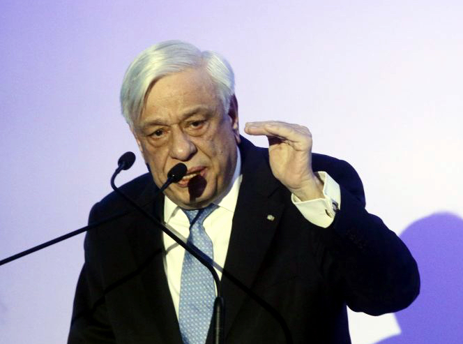 Le président grec appelle la Turquie à reconnaître le génocide