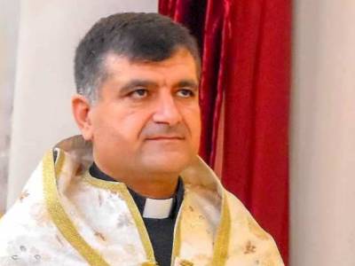 Les terroristes ont tué le père Hovsep Bédoyan le prêtre de l’Eglise catholique arménienne de Kamishli (nord-est de la Syrie) alors qu’il roulait en voiture en direction de Deir Zor