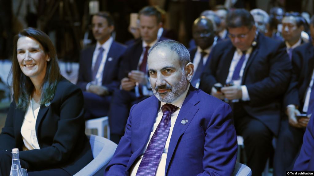 Nikol Pachinian a parlé du Haut-Karabagh lors du Forum pour la paix à Paris