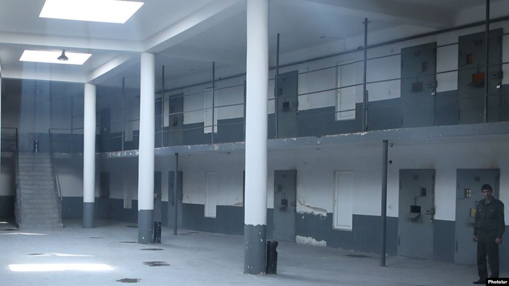 Le Parlement adopte un projet de loi pour lutter contre la « sous-culture criminelle »