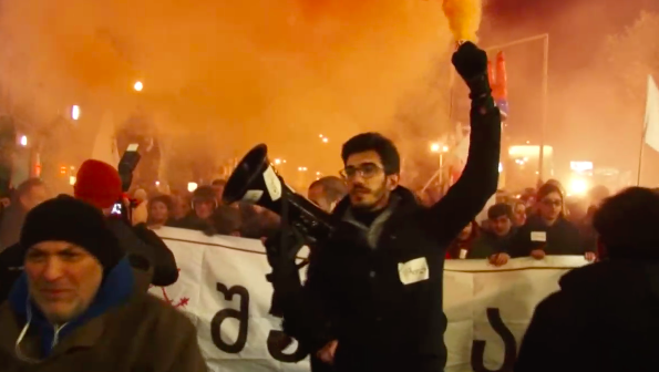 Près de 20.000 manifestants antigouvernementaux
