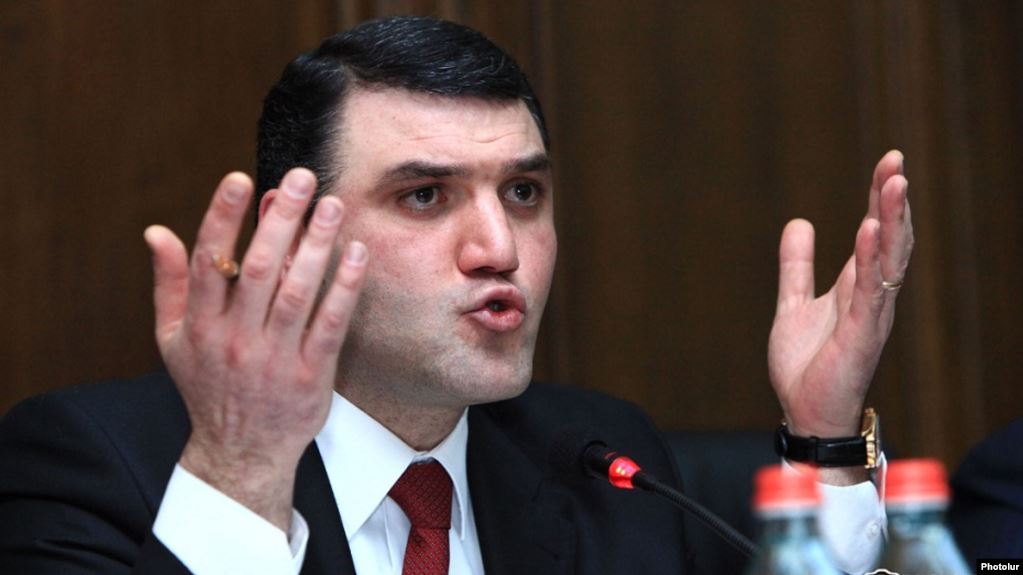Un mandat d’arrêt est lancé contre Gevorg Kostanian