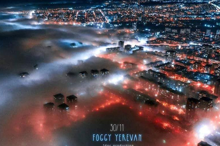 Une partie d’Erévan plongée dans le brouillard samedi, des images édifiantes prises à un kilomètre d’altitude