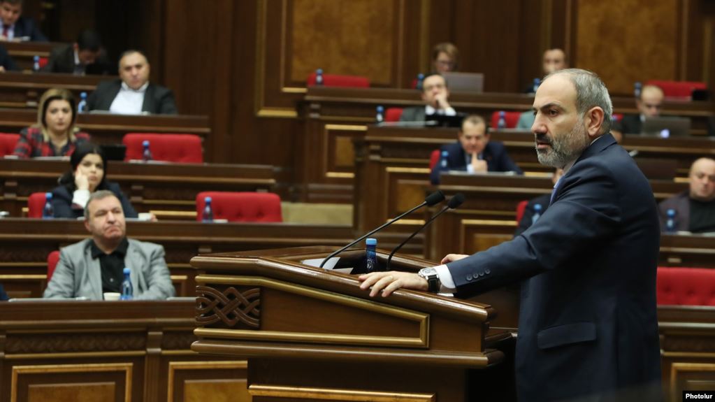 Le Parlement adopte le budget pour 2020, malgré des critiques