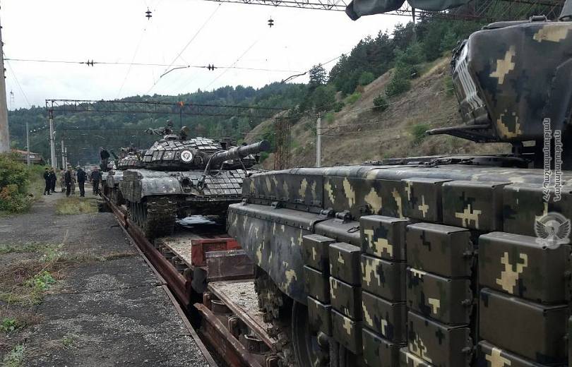 Rénovation des lignes ferroviaires proches des frontières de l’Arménie sécurisant le transport civil et militaire