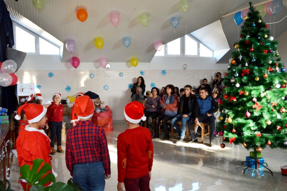 Le HOM apporte une aide aux enfants des villages frontaliers de Talish et Madaghis en Artsakh