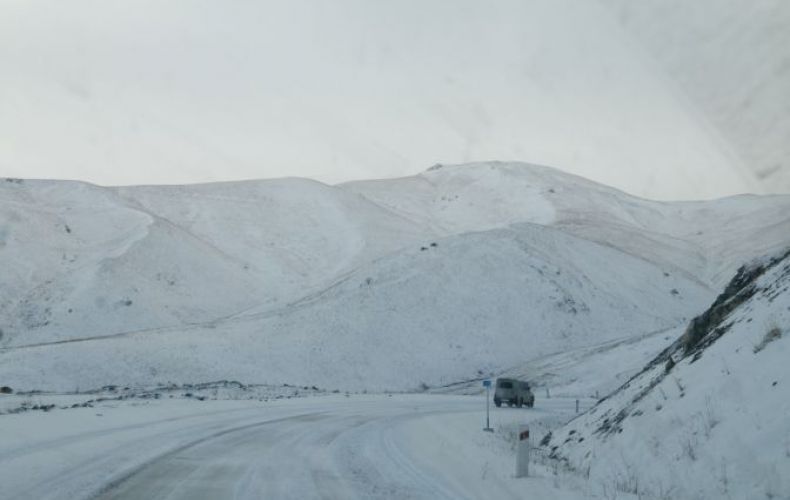 La neige et le verglas rendent difficiles certaines routes d’Arménie