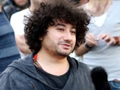 L’acteur Hovhannès Azoyan agressé sur le pont du Hrazdan à Erévan la nuit du 3 janvier