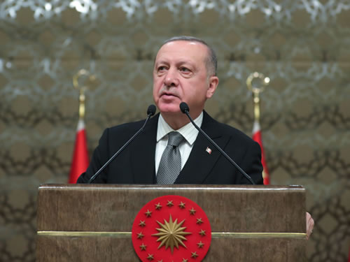 Erdogan annonce le début du déploiement de soldats turcs en Libye
