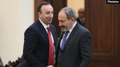 Hrayr Tovmassian porte plainte contre Nikol Pachinian pour diffamation