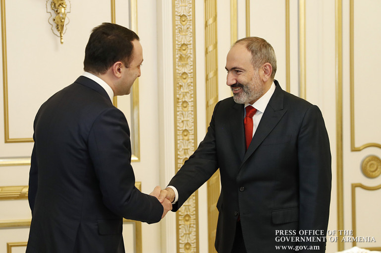 Irakli Garibachvili, le ministre géorgien de la Défense en visite officielle en Arménie a rencontré Nikol Pachinian et Davit Tonoyan