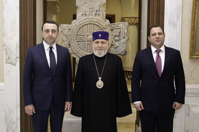 Le ministre géorgien de la Défense Irakli Garibachvili reçu par le Catholicos Karékine II à Etchmiadzine : affirmation de l’amitié séculaire et foi chrétienne partagée entre Géorgiens et Arméniens