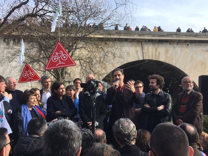 Simon Abkarian soutient la candidature d&rsquo;Anne Hidalgo : « Moi je dis courage ! »