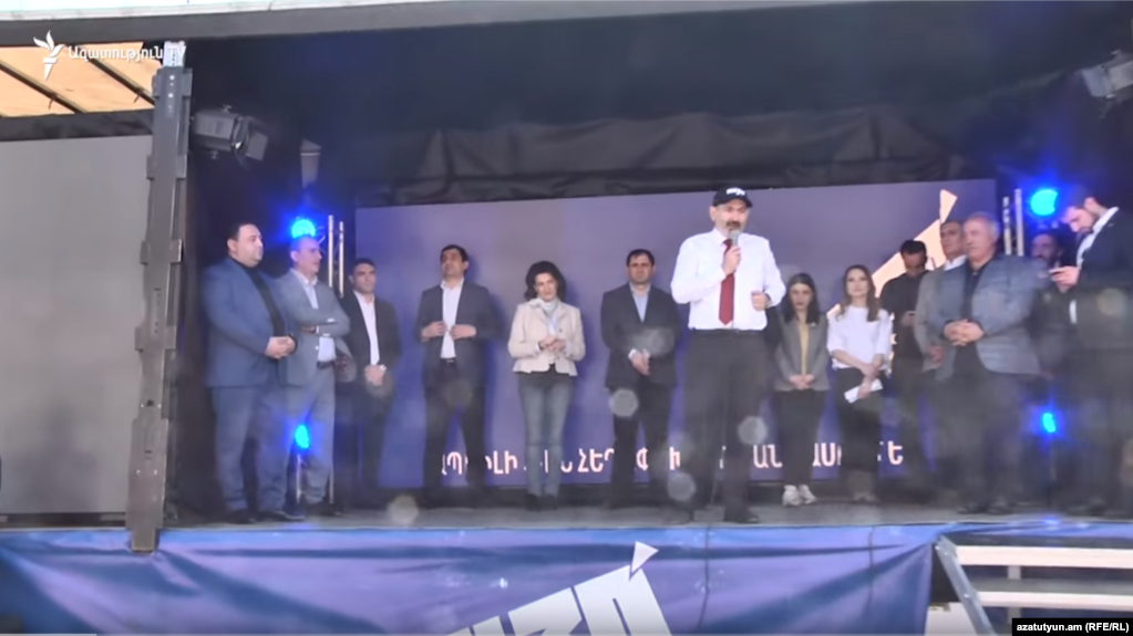 Référendum : Nikol Pachinian s’engage dans la campagne