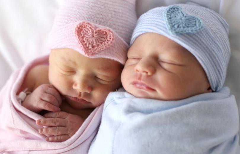 A Martouni et Vardenis dans la région de Gegharkunik une mère donne naissance à son 9e enfant et une autre à son 10e enfant