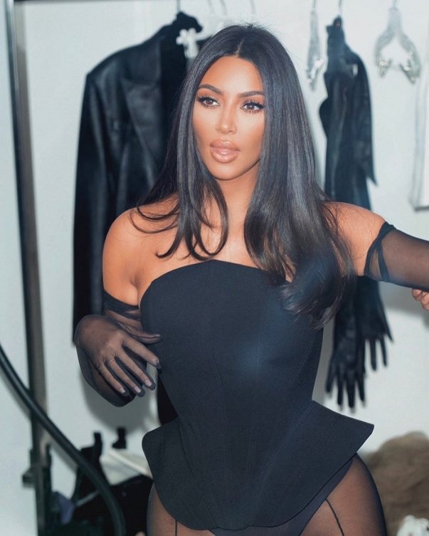 Kim Kardashian offre 1 million de dollars pour les familles touchées par le coronavirus aux Etats-Unis