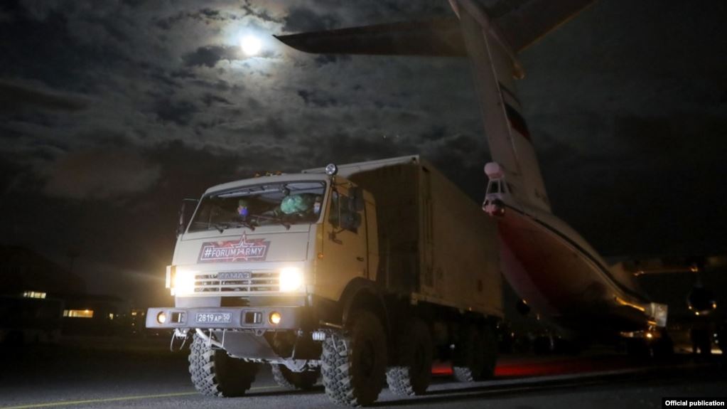 L’armée russe envoie de l’aide à l’Arménie pour lutter contre le Coronavirus