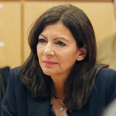 Anne Hidalgo : « En cette journée nationale de commémoration du #GénocideArménien, je tiens à saluer la mémoire de Patrick Devedjian »