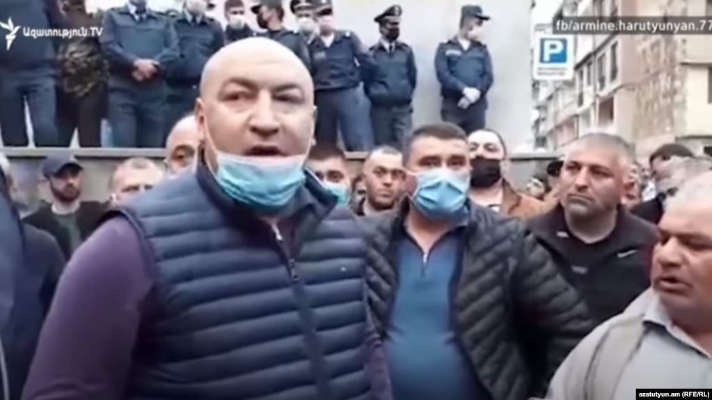 Les habitants de Kajaran manifestent contre l’arrestation de proches du maire de la ville
