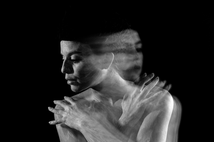 Angel Deradoorian : la jolie découverte de Djubaka