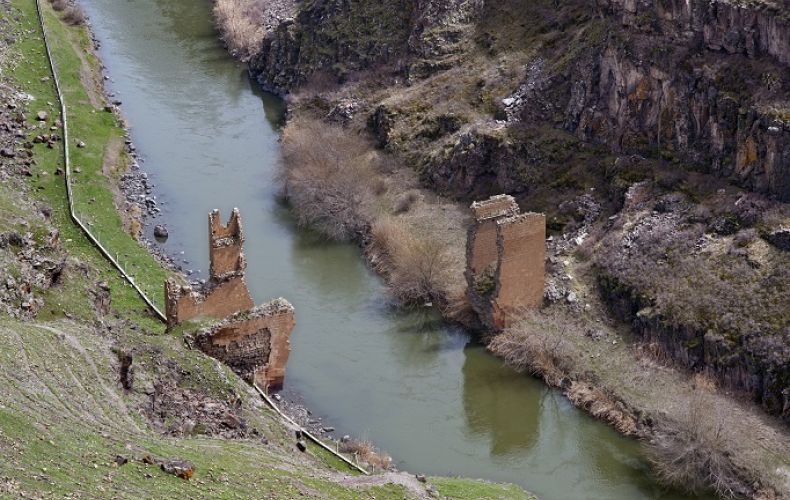 La Turquie désire changer le nom arménien du pont historique d’Ani au-dessus de l’Akhourian à la frontière arméno-turque