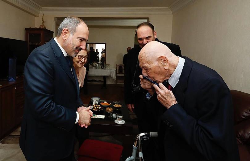 Nourhan Yosoupovitch (105 ans) qui avait reçu en mars dernier la citoyennenté arménienne est mort