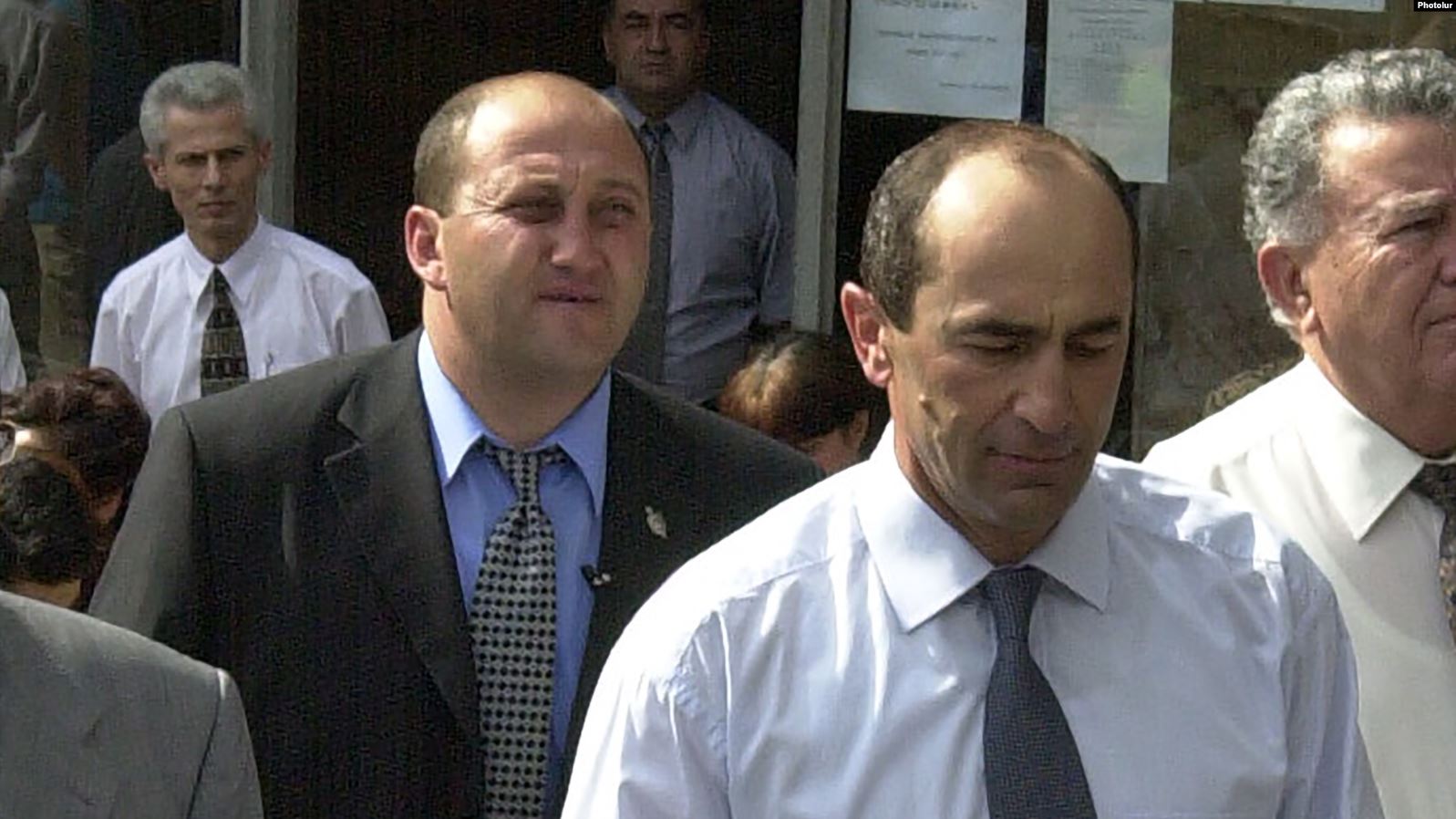 L’affaire du meurtre de 2001 dans un café d’Erevan ressurgit devant les tribunaux arméniens