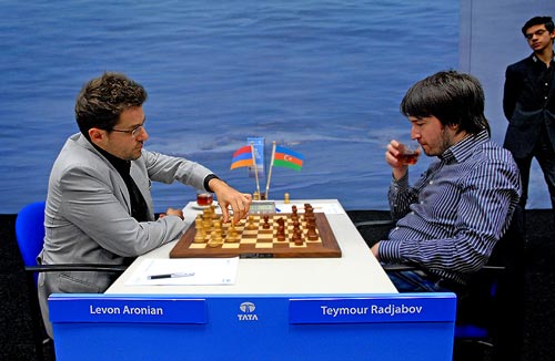 Le leader Arménien des échecs Levon Aronian reste numéro sept mondial au classement de la FIDE