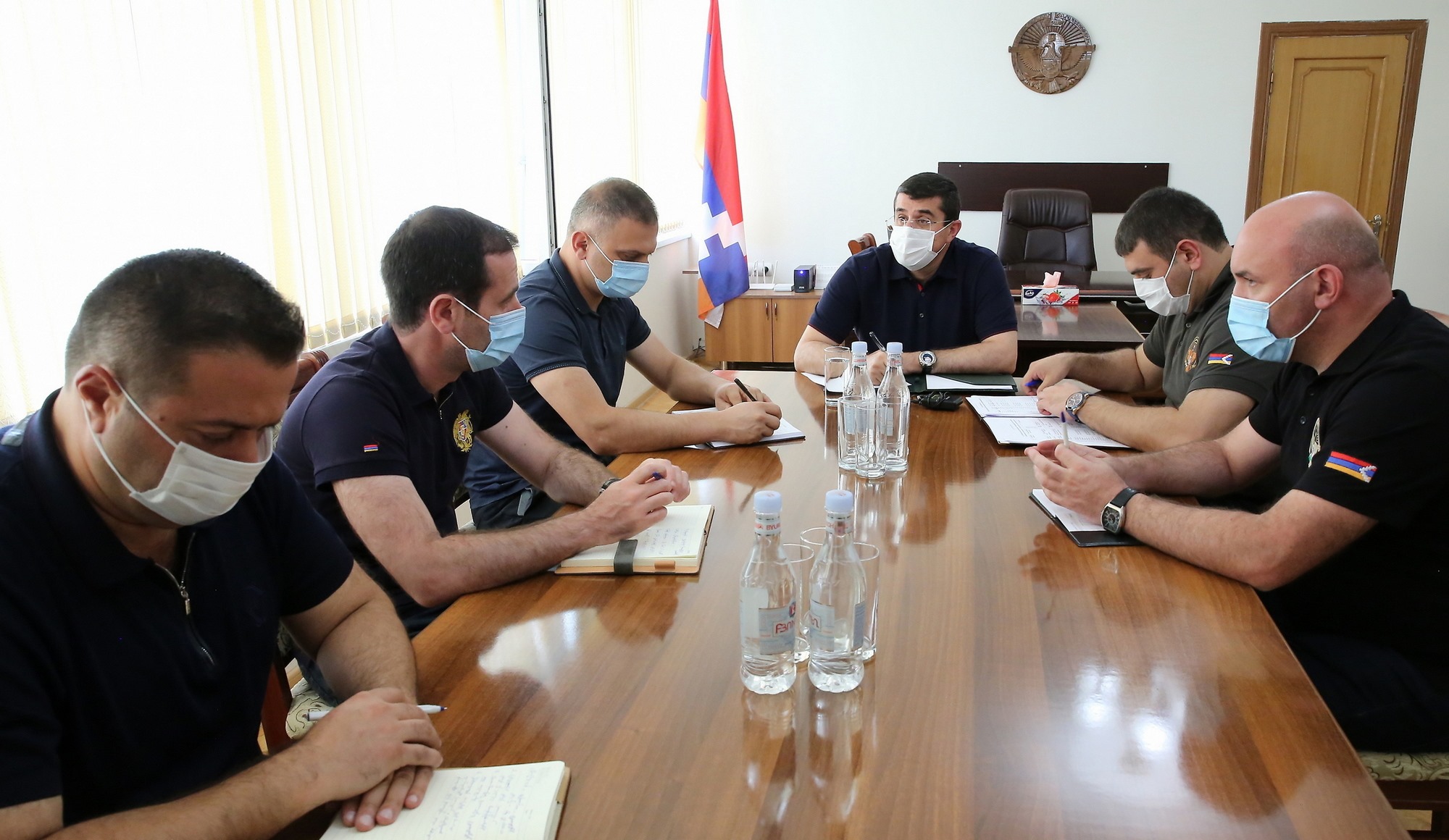 Arayik Harutyunyan inspecte la région d’Askéran et des villages et insiste sur l’importance de l’irrigation des exploitations agricoles