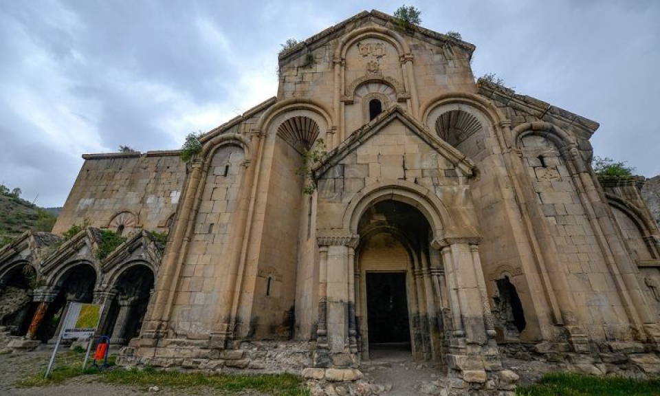 L’église arménienne d’Ochvank dans la région d’Erzeroum laissée à l’abandon par les autorités turques menace de s’écrouler