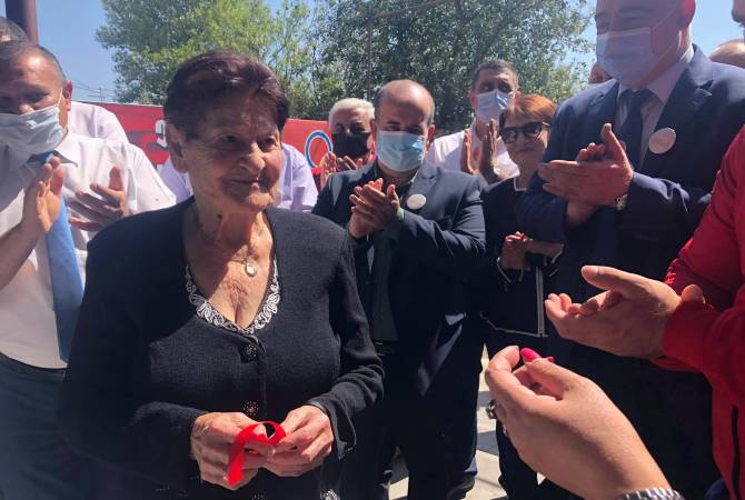 Inauguration à Gumri de l’école d’haltérophilie Youri Vardanyan