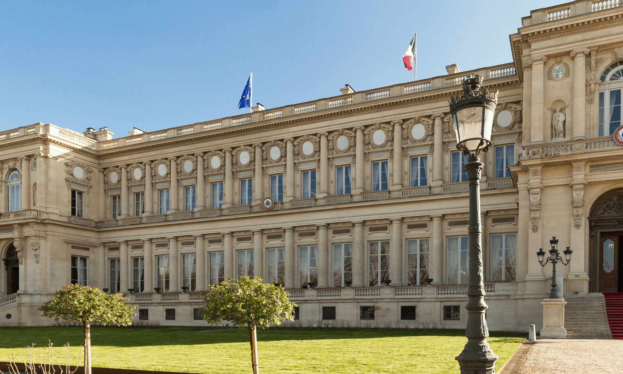 La chasse aux Kurdes du Quai d’Orsay se poursuit même quand la Turquie menace la France