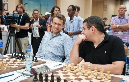 Levon Aronian et Sergueï Movsisyan prennent part au championnat d’Allemagne des échecs avec le club champion Baden-Baden