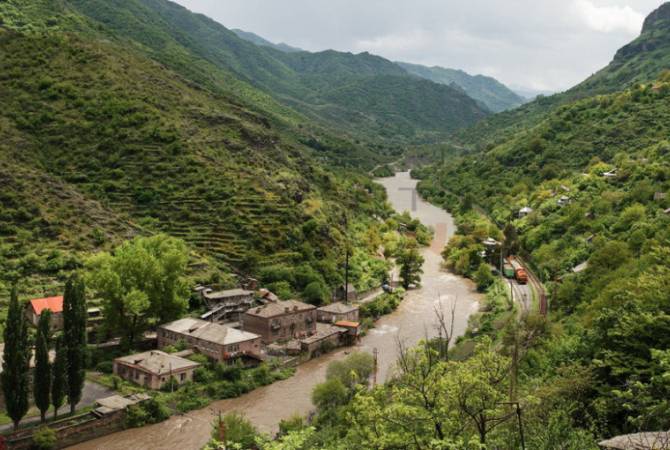 Un pont va être construit sur la rivière Debed près de Sadakhlou-Bagratachen la frontière entre l’Arménie et la Géorgie