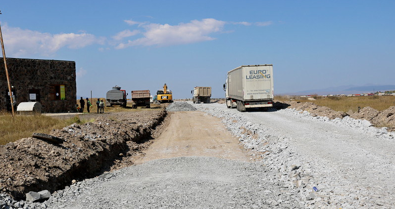 Rénovation d’une route de l’Akhalkalak (Géorgie) menant en Arménie et en Turquie