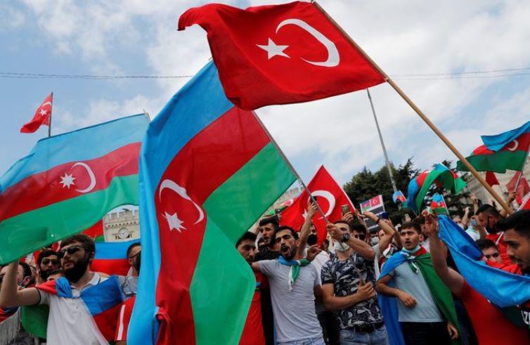La Turquie déploie des combattants syriens pour aider son allié l&rsquo;Azerbaïdjan selon l&rsquo;agence Reuters