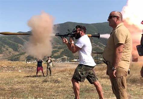 Dan Bilzerian et sa famille offrent 250 000 dollars pour l’Artsakh
