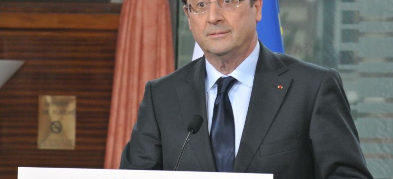 Alfortville organise un rassemblement pour la paix en Artsakh en présence de François Hollande