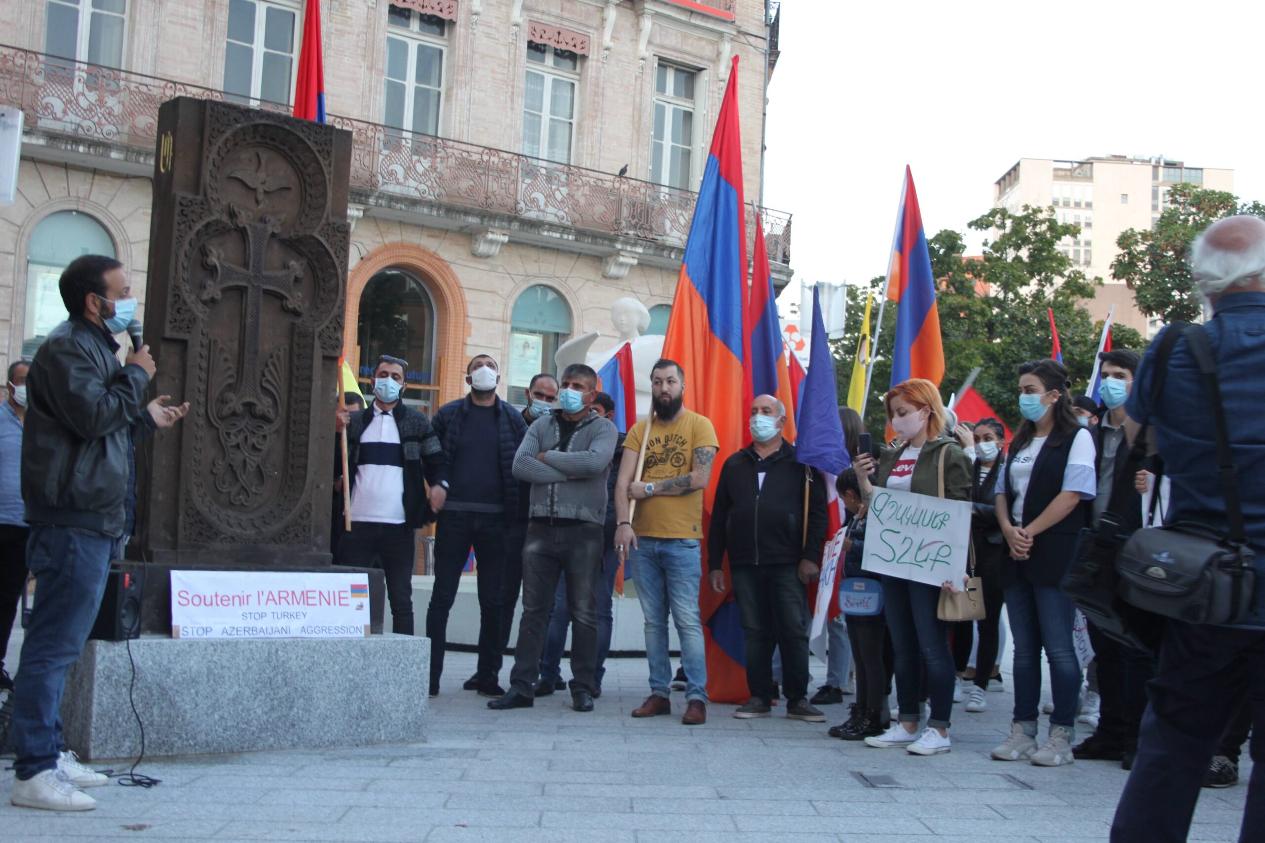 Les Arméniens de Toulouse réunis en soutien à l’Artsakh et à l’Arménie