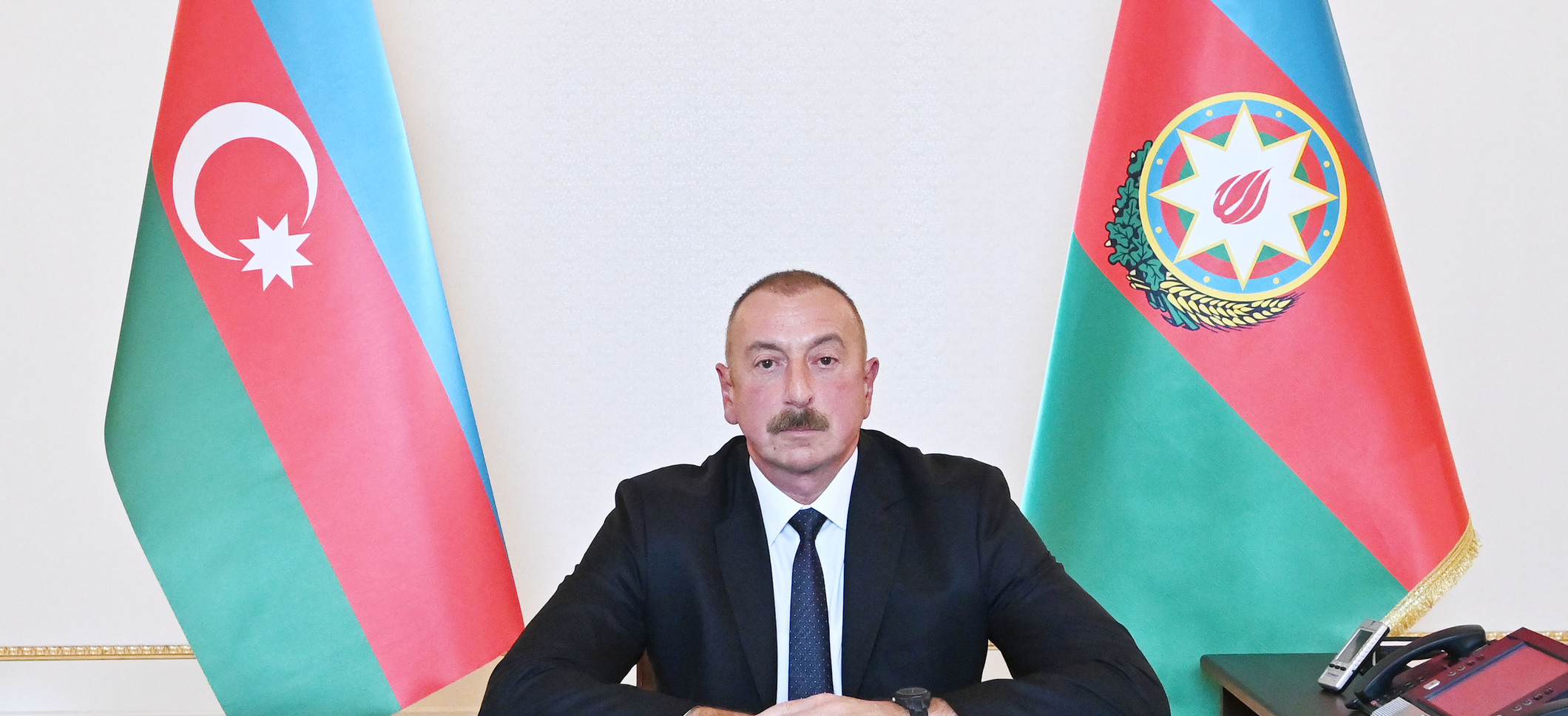 Le président azerbaïdjanais réclame le retrait arménien, des excuses