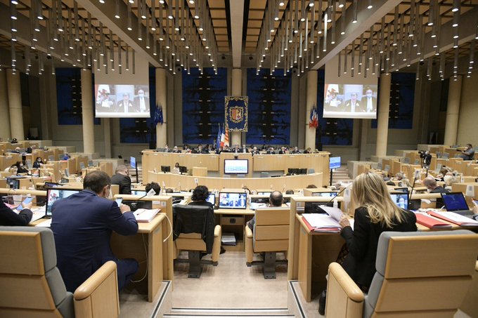 Renaud Muselier : La région Sud « vient de voter un don de 60000€ au CCAF pour l’envoi d’un avion humanitaire »