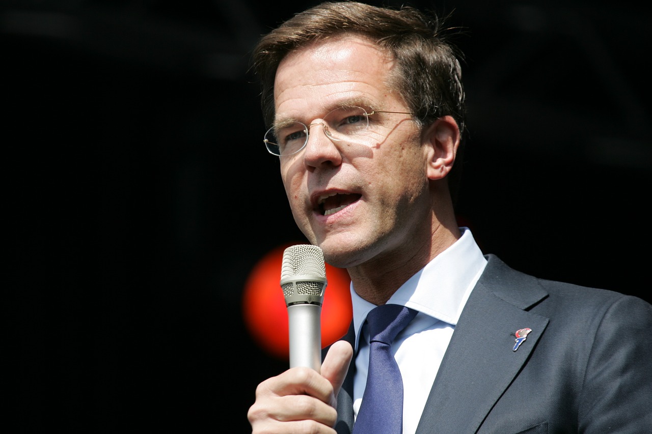 Le Premier ministre néerlandais s&rsquo;en prend à Erdogan à travers les médias