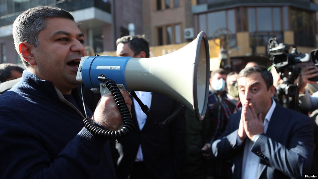 Un ténor de l&rsquo;opposition de nouveau arrêté ce weekend