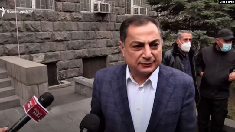 Un tribunal de Erevan libère une autre figure de l’opposition accusée de tentative de coup d’Etat