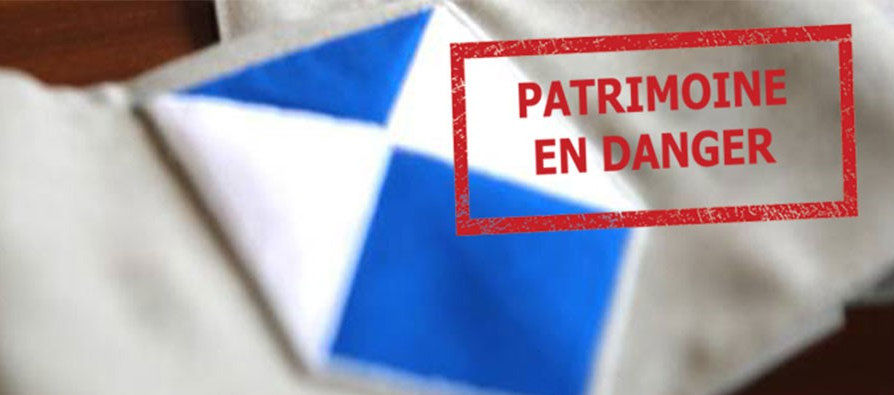 Rappelant l’obligation de protection des biens culturels, l’UNESCO propose l’envoi d’une mission sur place